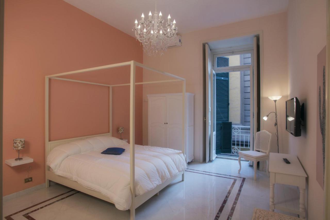 Piazza Dante Suites By Wonderful Italy نابولي المظهر الخارجي الصورة
