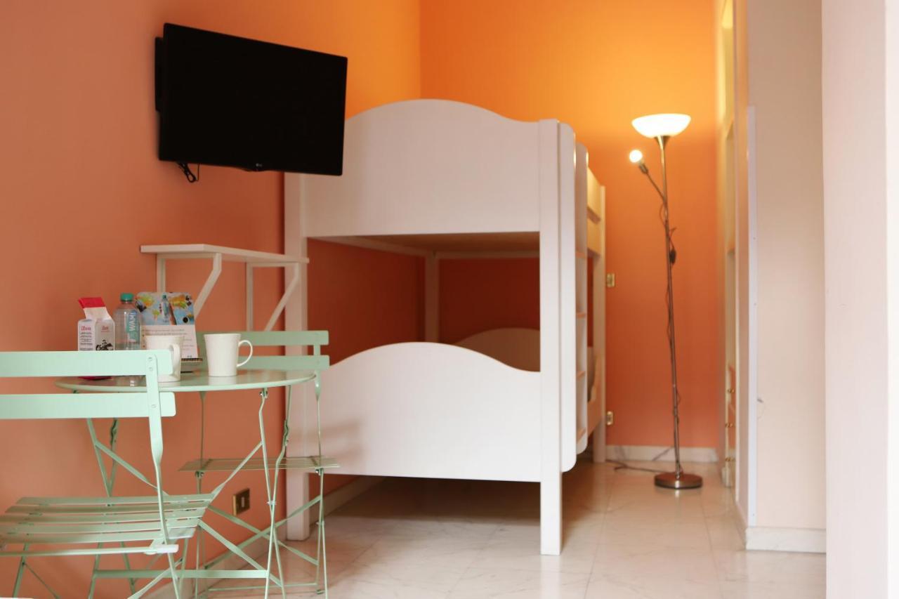 Piazza Dante Suites By Wonderful Italy نابولي المظهر الخارجي الصورة