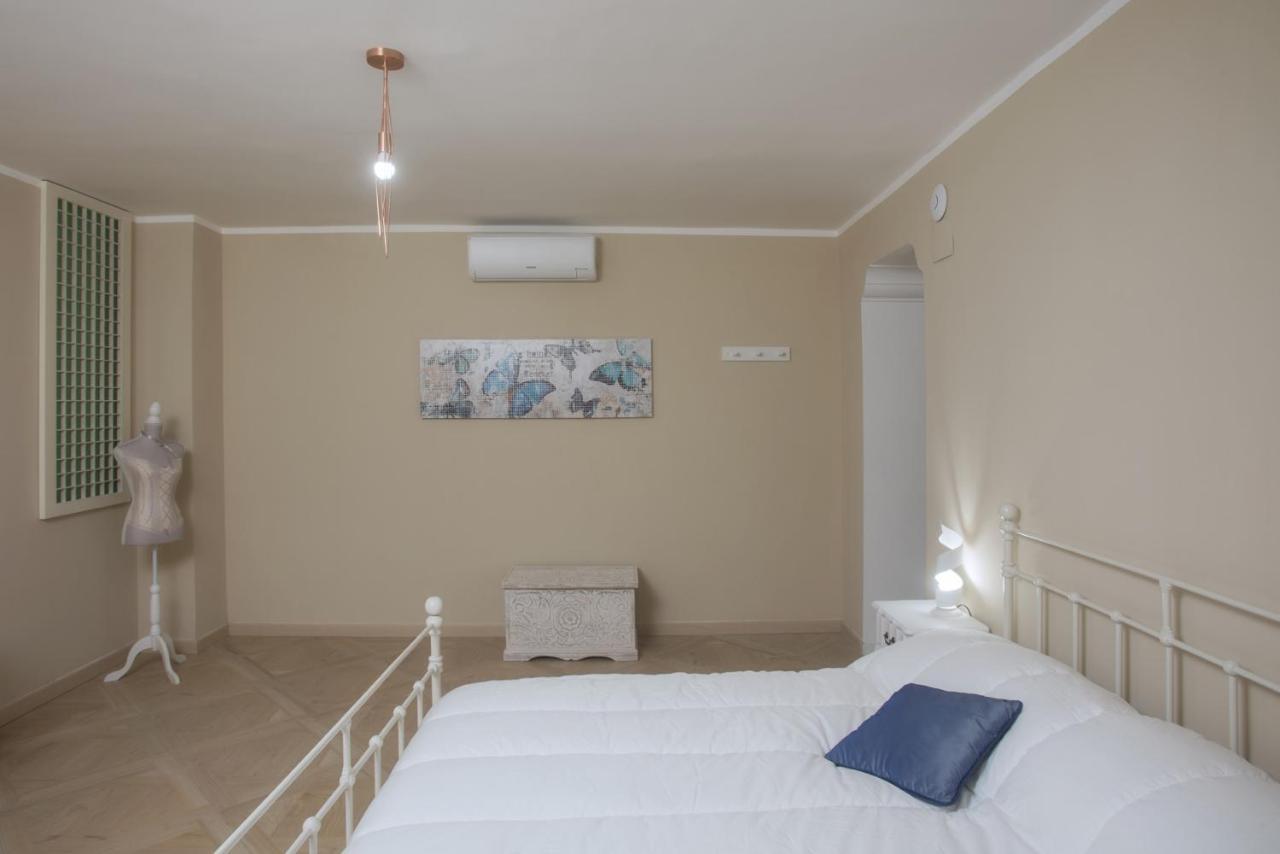 Piazza Dante Suites By Wonderful Italy نابولي المظهر الخارجي الصورة
